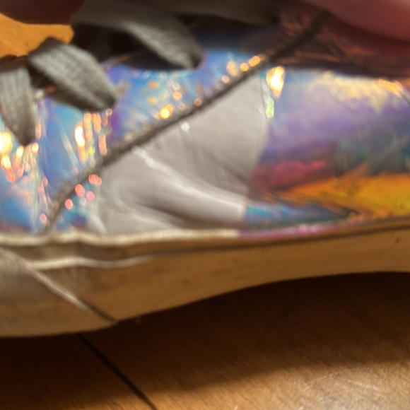 Great use condition GGDB-sly by golden goose metallic silver. Slight peeling - Picture 6 of 11